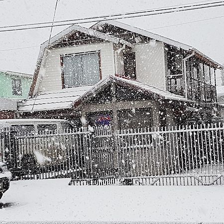 La Casa Guesthouse Punta Arenas Exterior photo