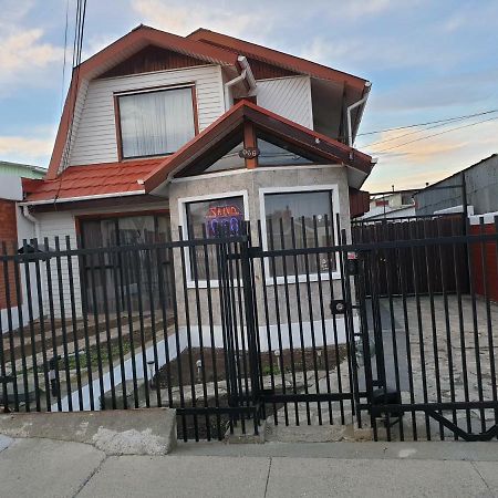 La Casa Guesthouse Punta Arenas Exterior photo
